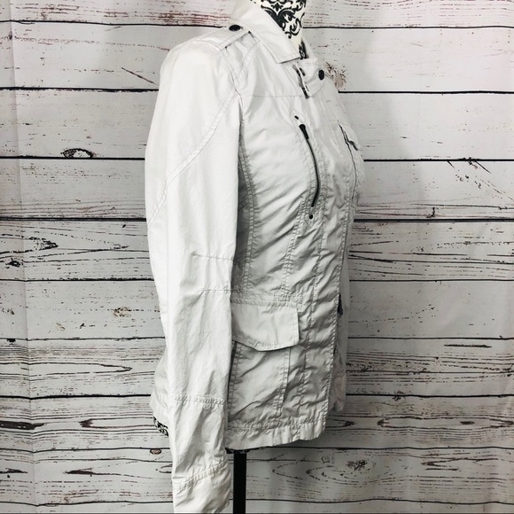 Victorinox Swiss Army Lightweight Utility Jacket - Picture 3 of 12